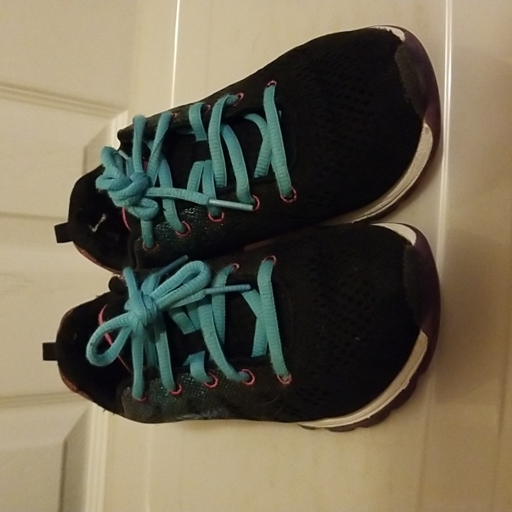 Sneakers Girl 2